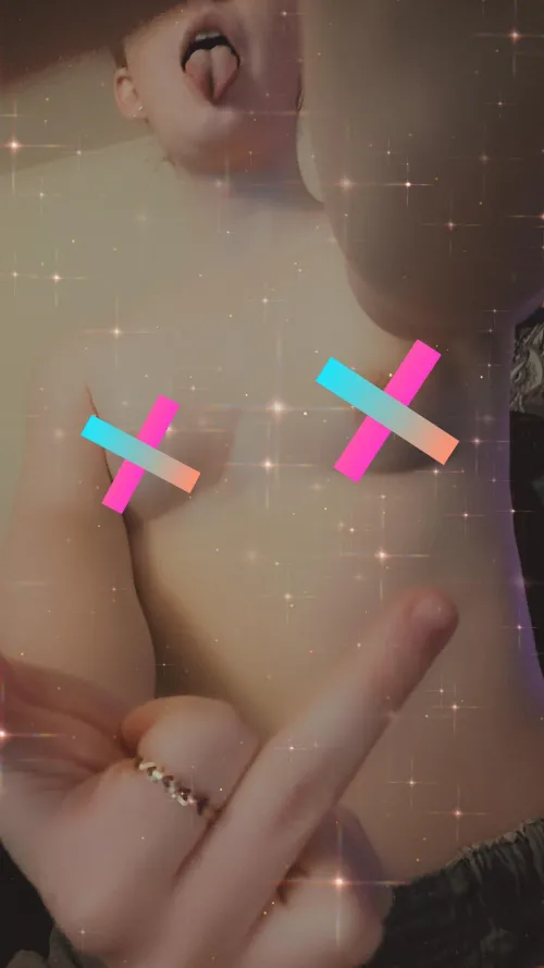 Keep fucking you hand loser. No one will ever let you fuck them.