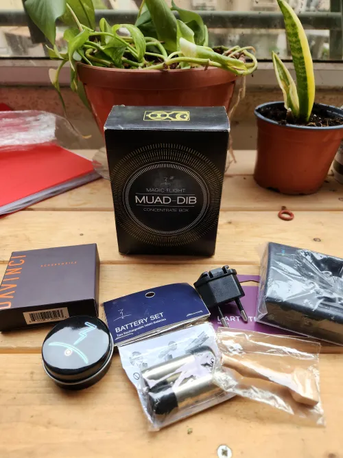 Local headshop was getting rid of old stock. Got all this for $50