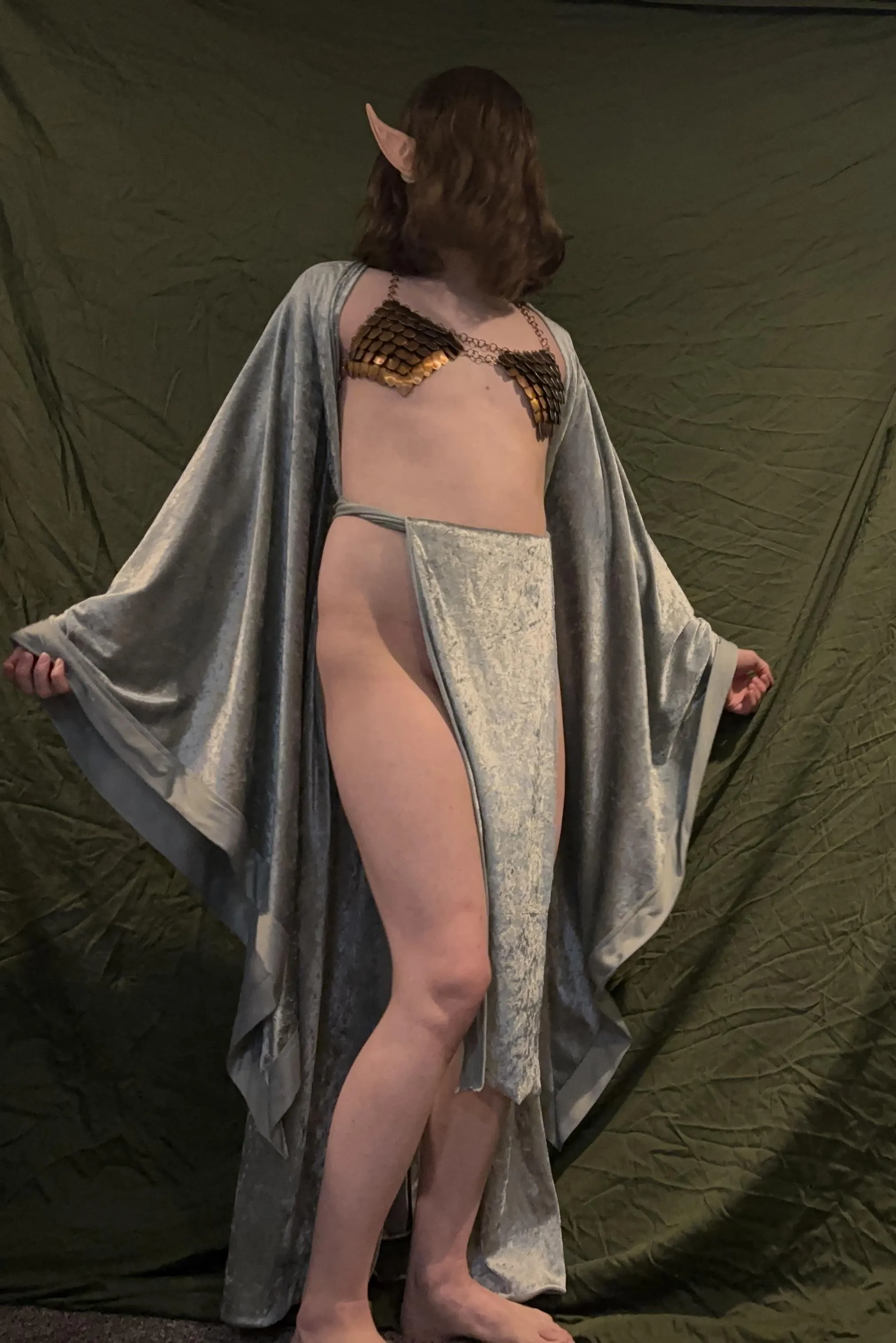 Loincloths are common in elf fashion