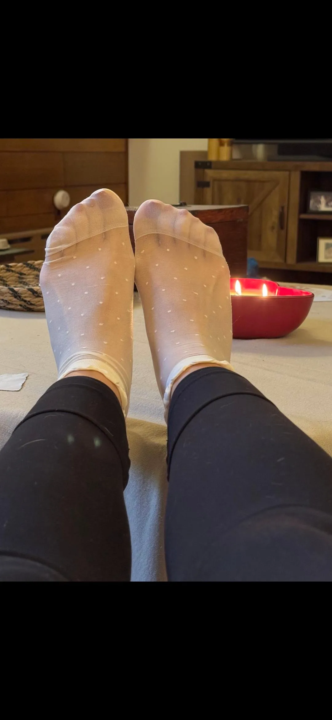 Mailing these nylon socks to a lucky someone on Friday, they already have a slight vinegar smell after 2 days of wear [f]