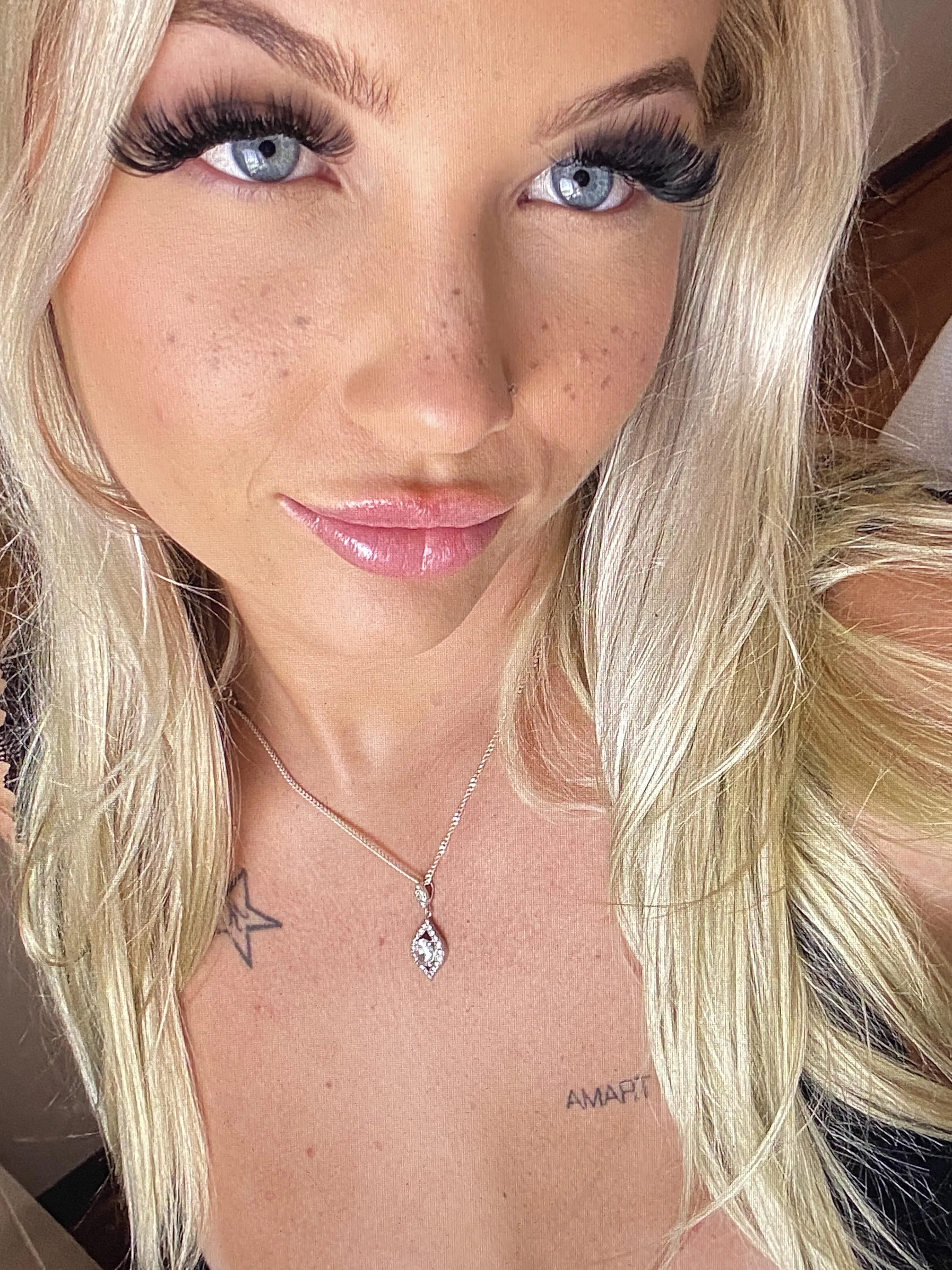 (Melbourne) do you like blondies?