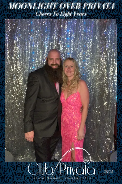 [MF4MF] Glow night at privata is going to be a blast say hi if you see us.