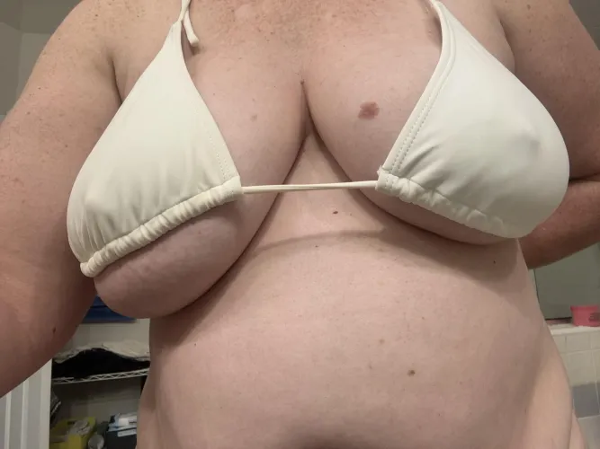 MILF in a teen bikini