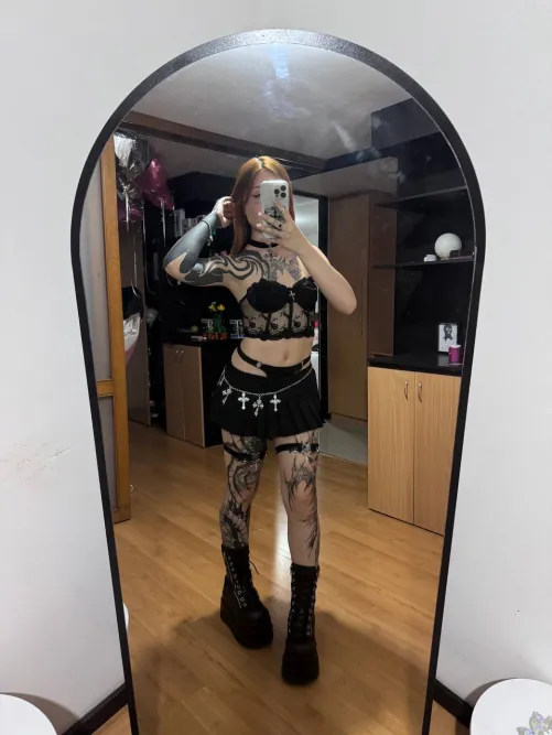 Only good boys can lick my boots