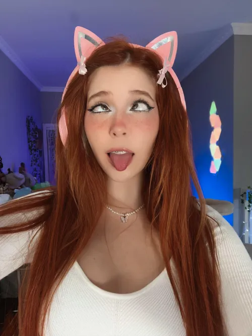 Quit being so shy, you know what I deserve on this tongue :3