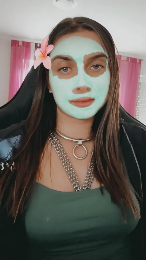 Reminder to wear your collar