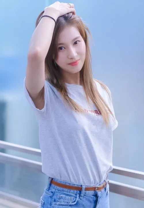 Sana - TWICE