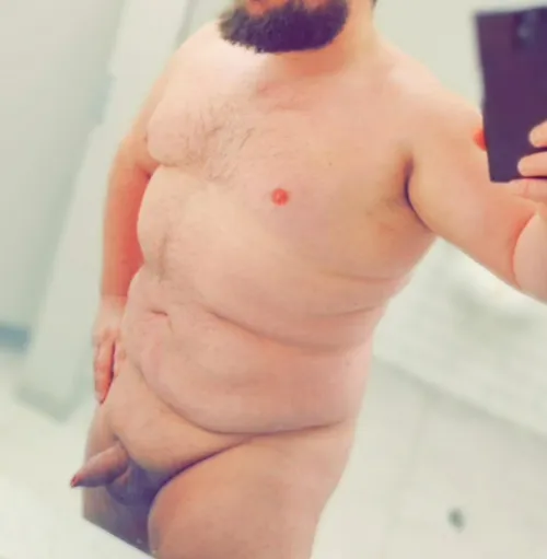 Who doesn't take a quick selfie in those big mirrors?