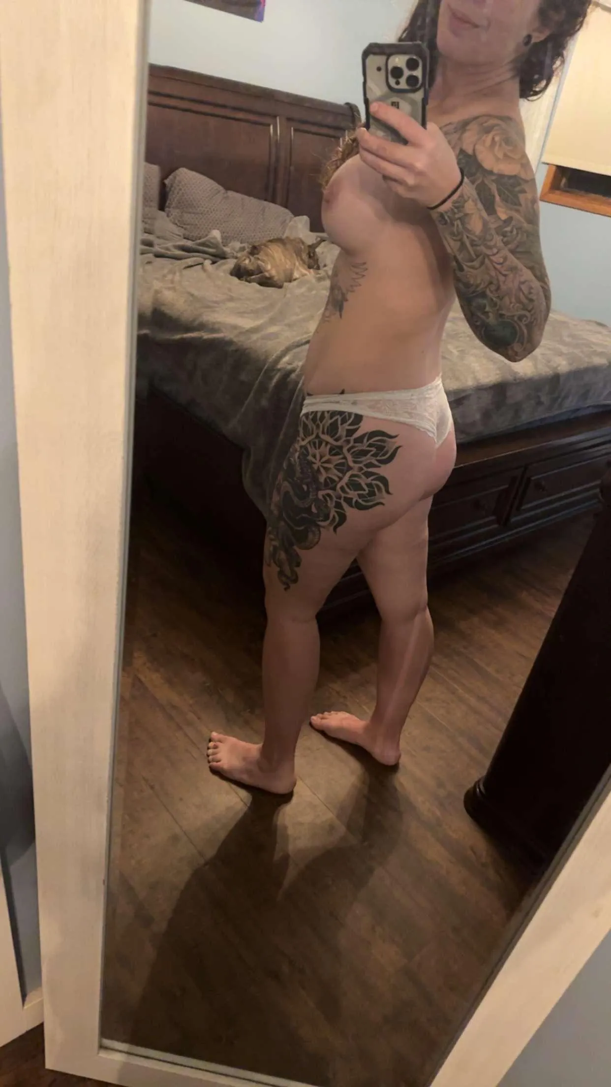 Would you date a girl that only fucks raw?