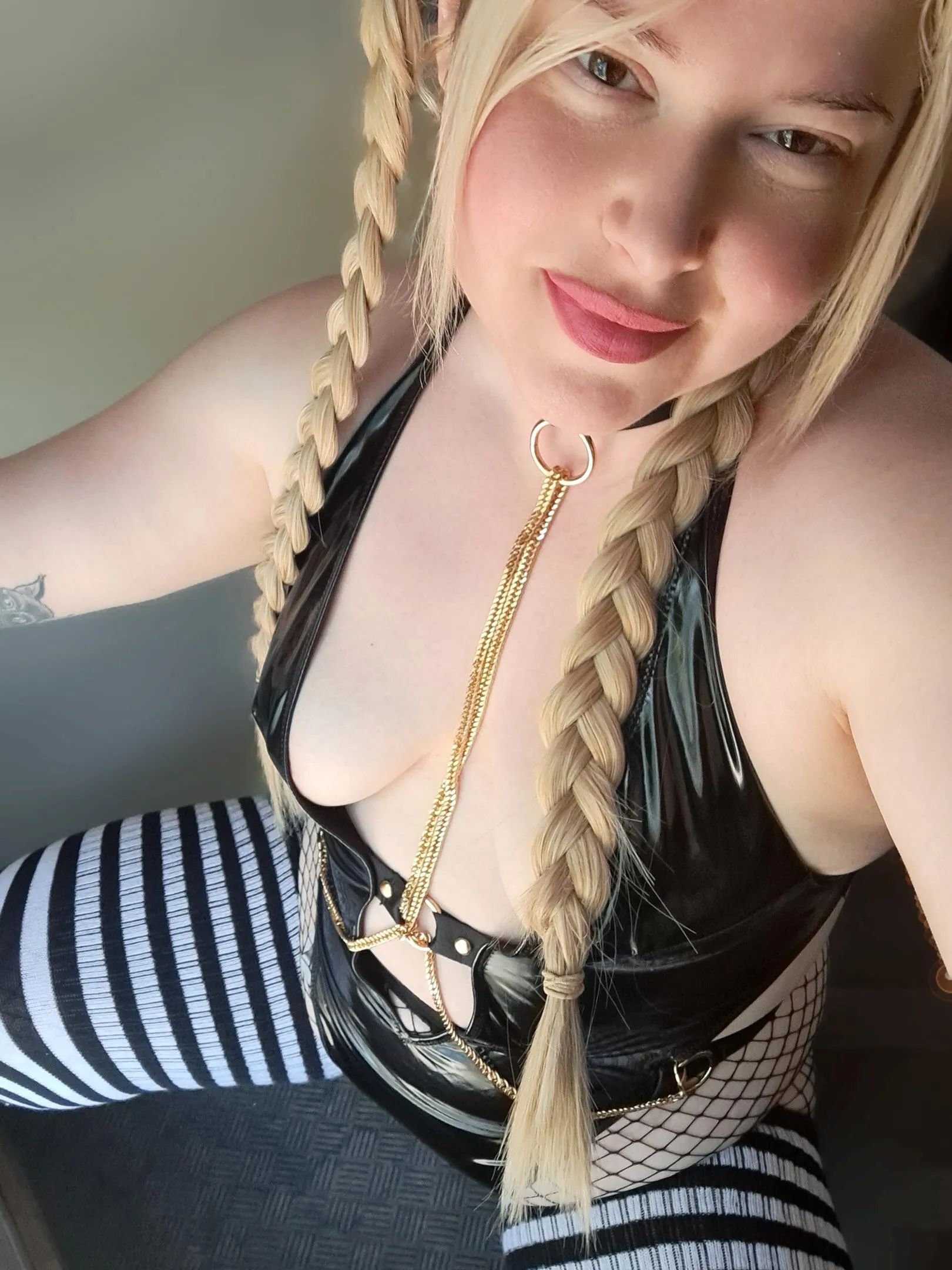 Would you fuck a curvy girl like me?