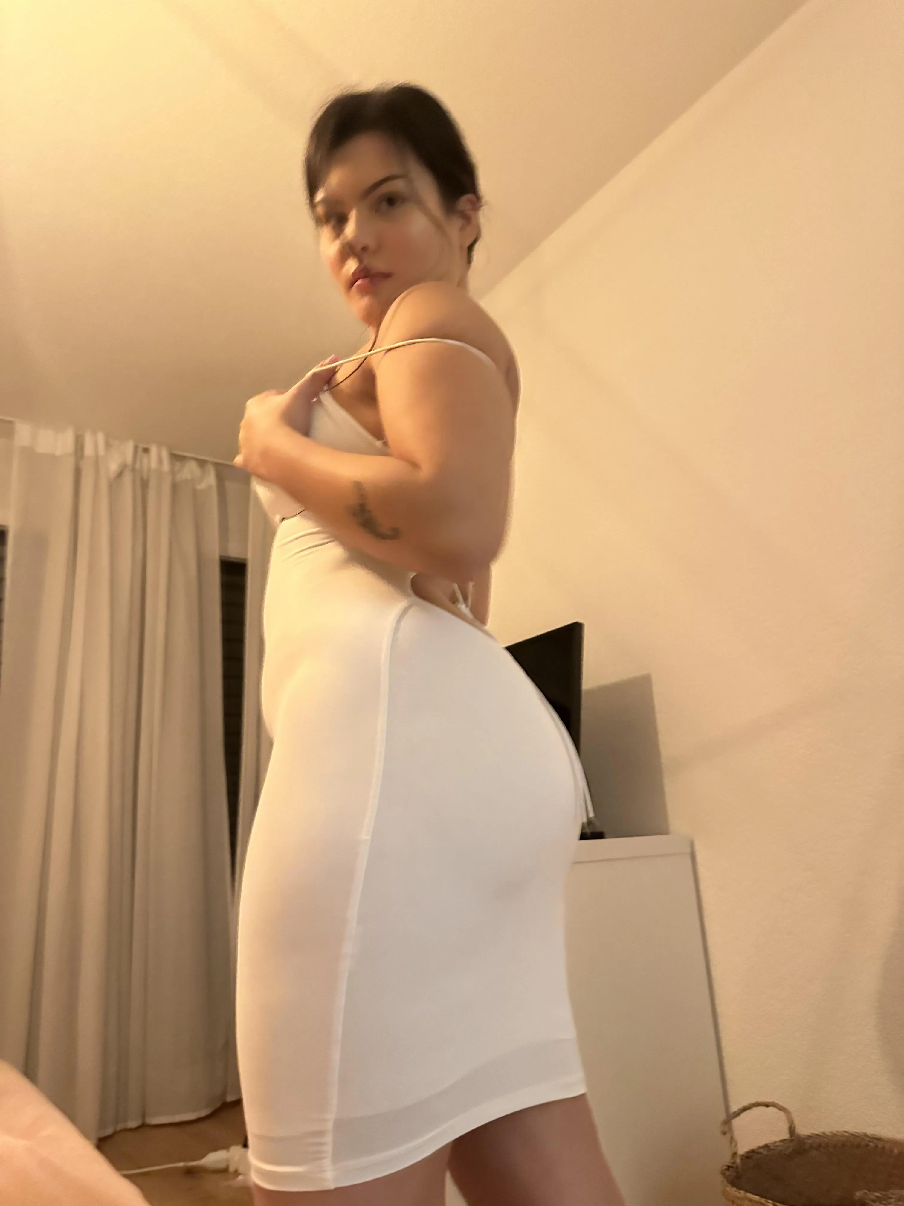 would you still date me knowing im already chubby at 19