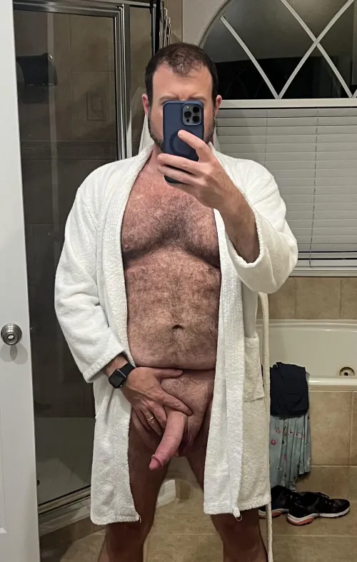 [48] Fresh out of the shower and the house is quiet…