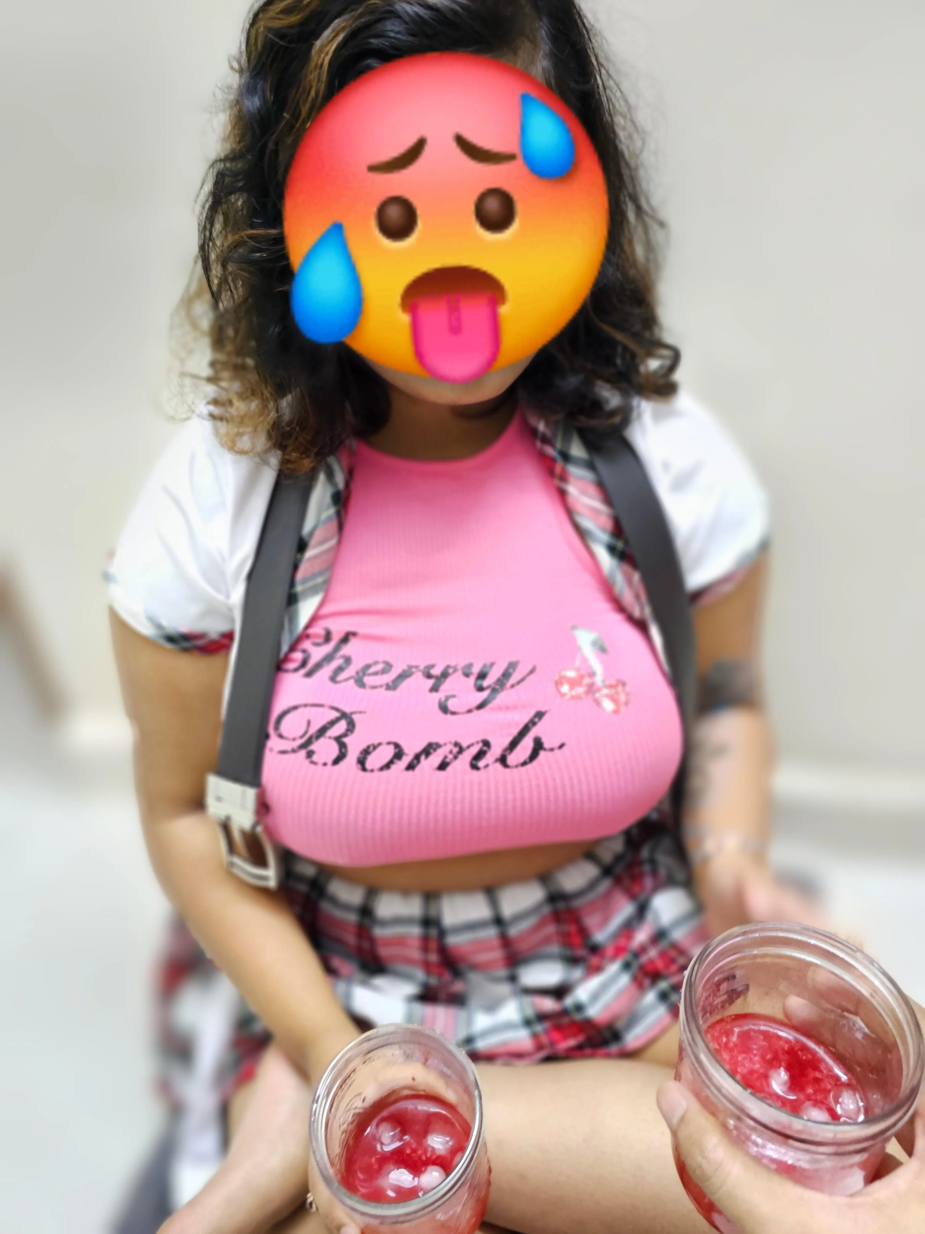 Hey, we are looking [f]or young couple to join a party of MFFF in Hyderabad![20,25,26F][26M] [C4C]