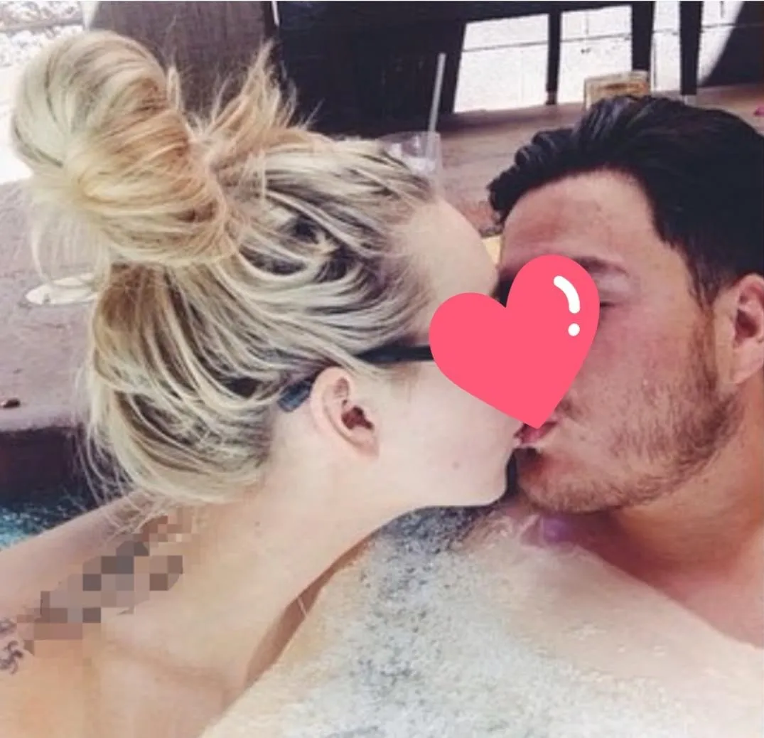 Laid back couple in our mid-30s looking to meet fun, easygoing friends. No rush, no pressure...just making connections and seeing how it evovled. Send us a message with a little intro about yourself. Be respectful and ready to shoot over a pic.