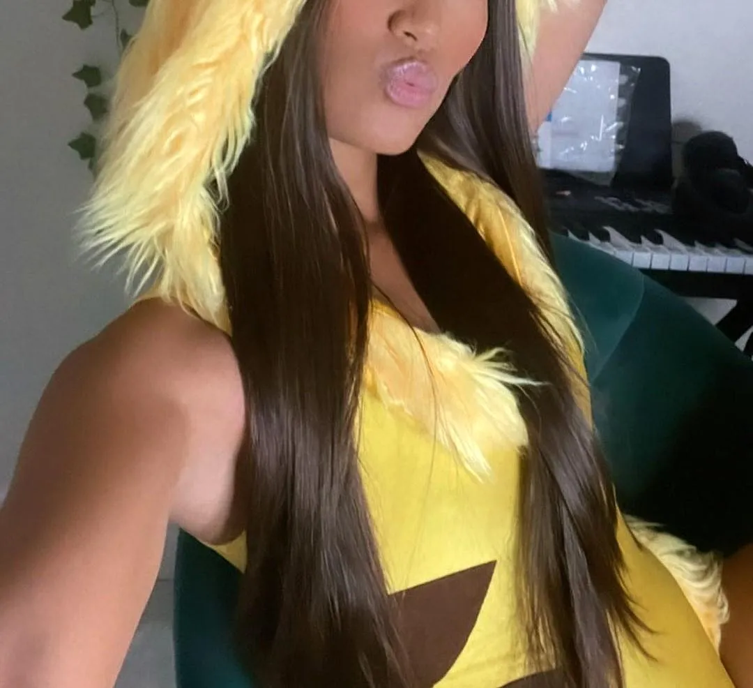 My Pikachu cosplay from Pokémon (sunshine)