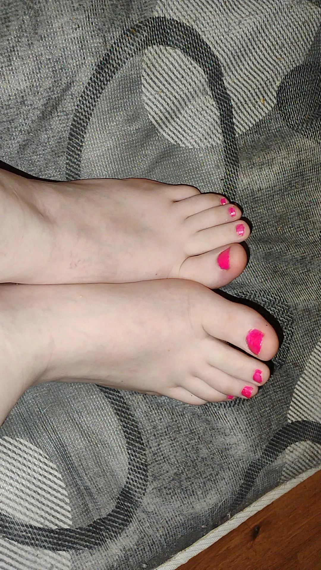 pink toes still pink toes still