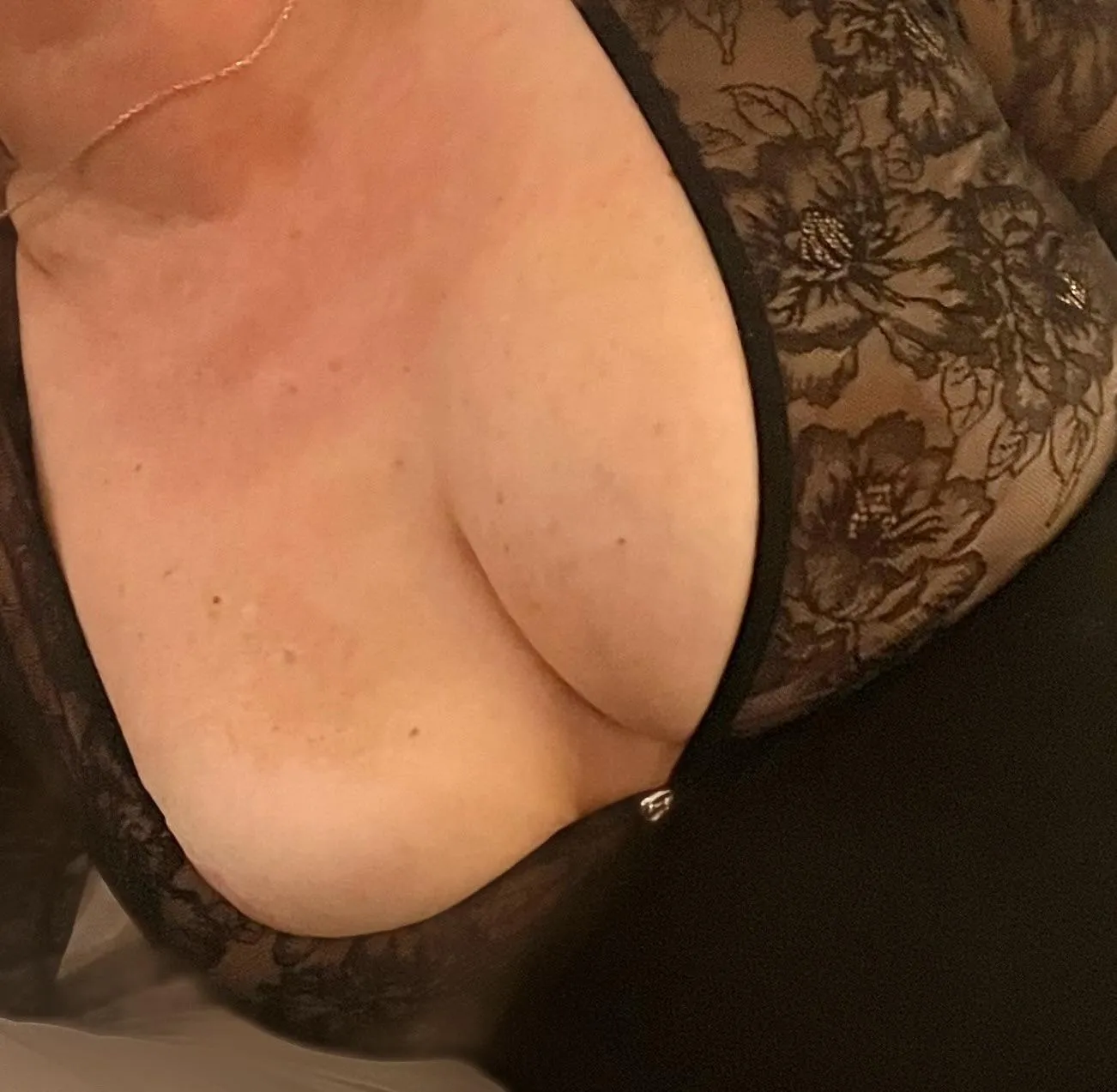 Saturday night freckles [F56]