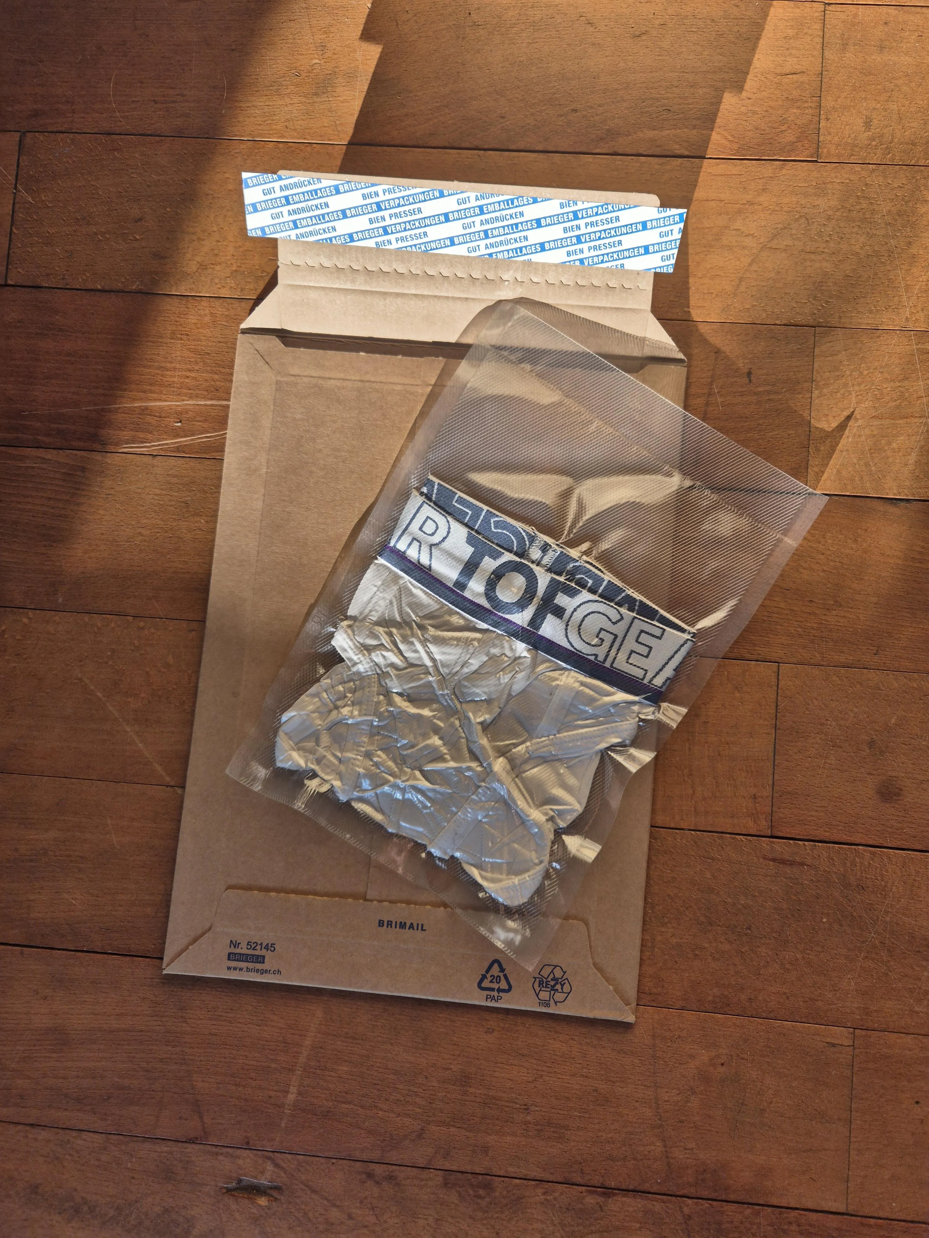 [Selling] Got a vacuum sealer like you guys wished! @Liam_Hunter