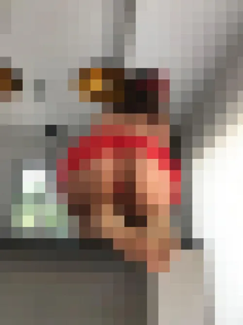 You don't deserve to see how amazing I am, these little pictures are enough for you