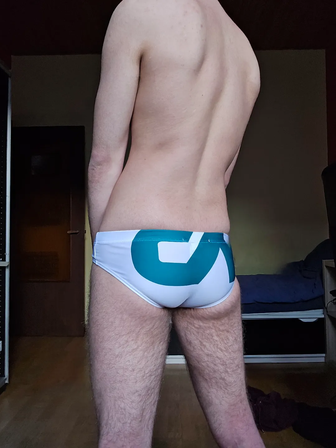 [19] how's my ass looking in these ?