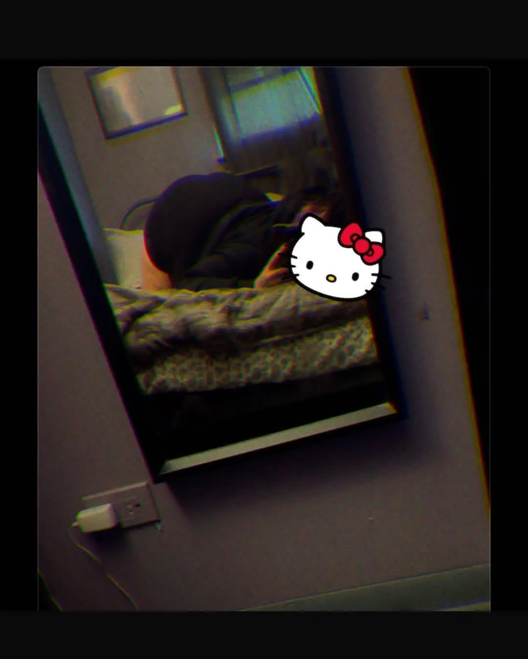 25m36f looking for mfm possible cuck west loop area send pic of dick and face if ready to meet