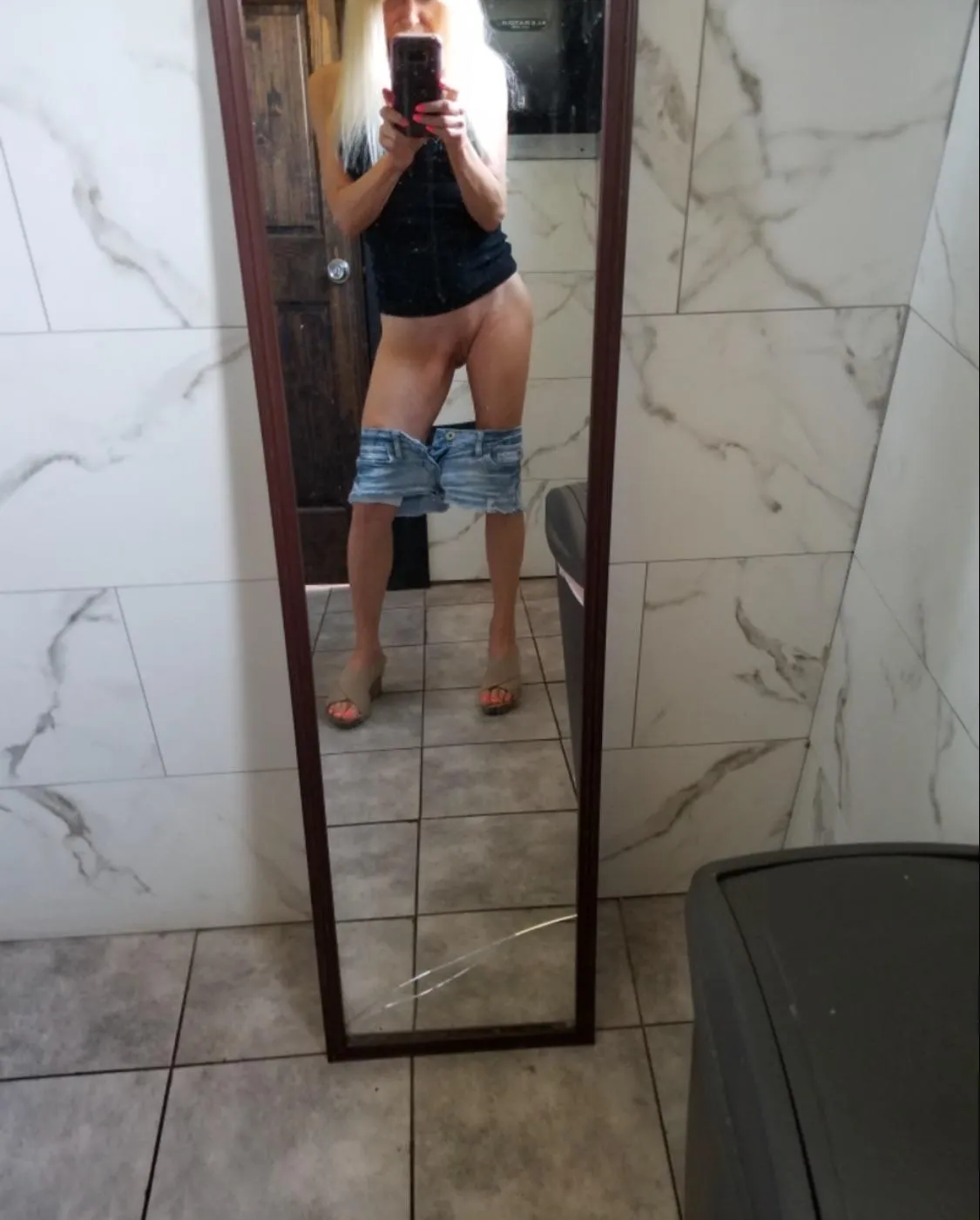 33[m4a] loves being used