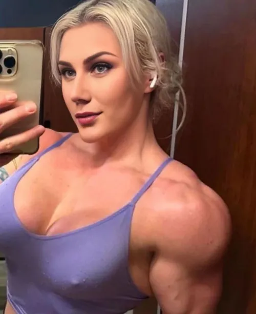 Are muscular women a turn on for guys?