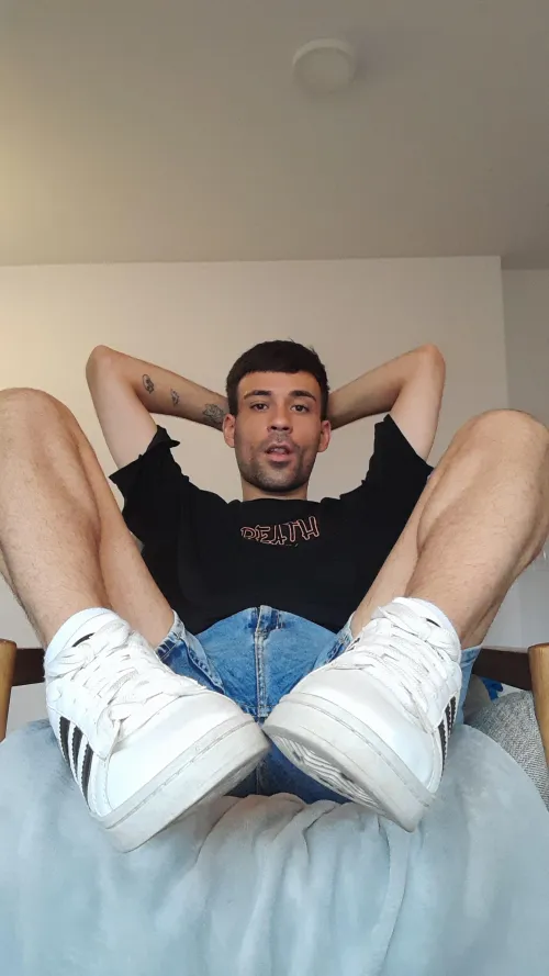 Are you active to smell my sneakers???