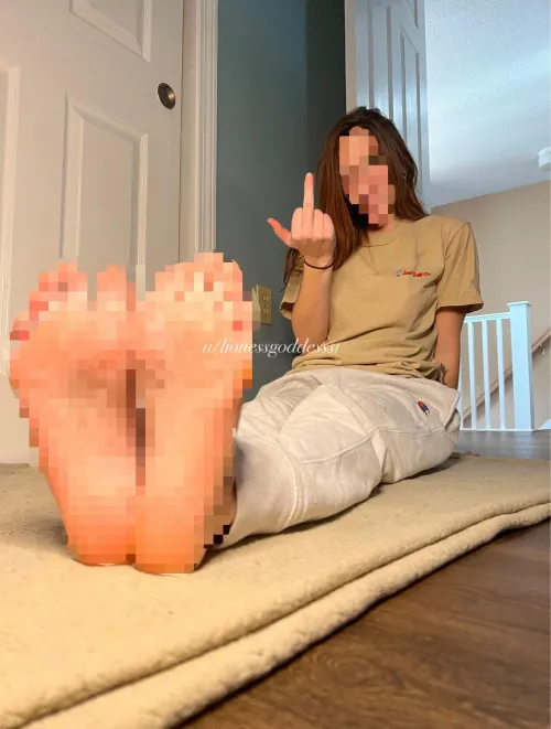 Beta’s like you only cum for feet, but since you won’t be cumming you won’t be needing these will you loser?
