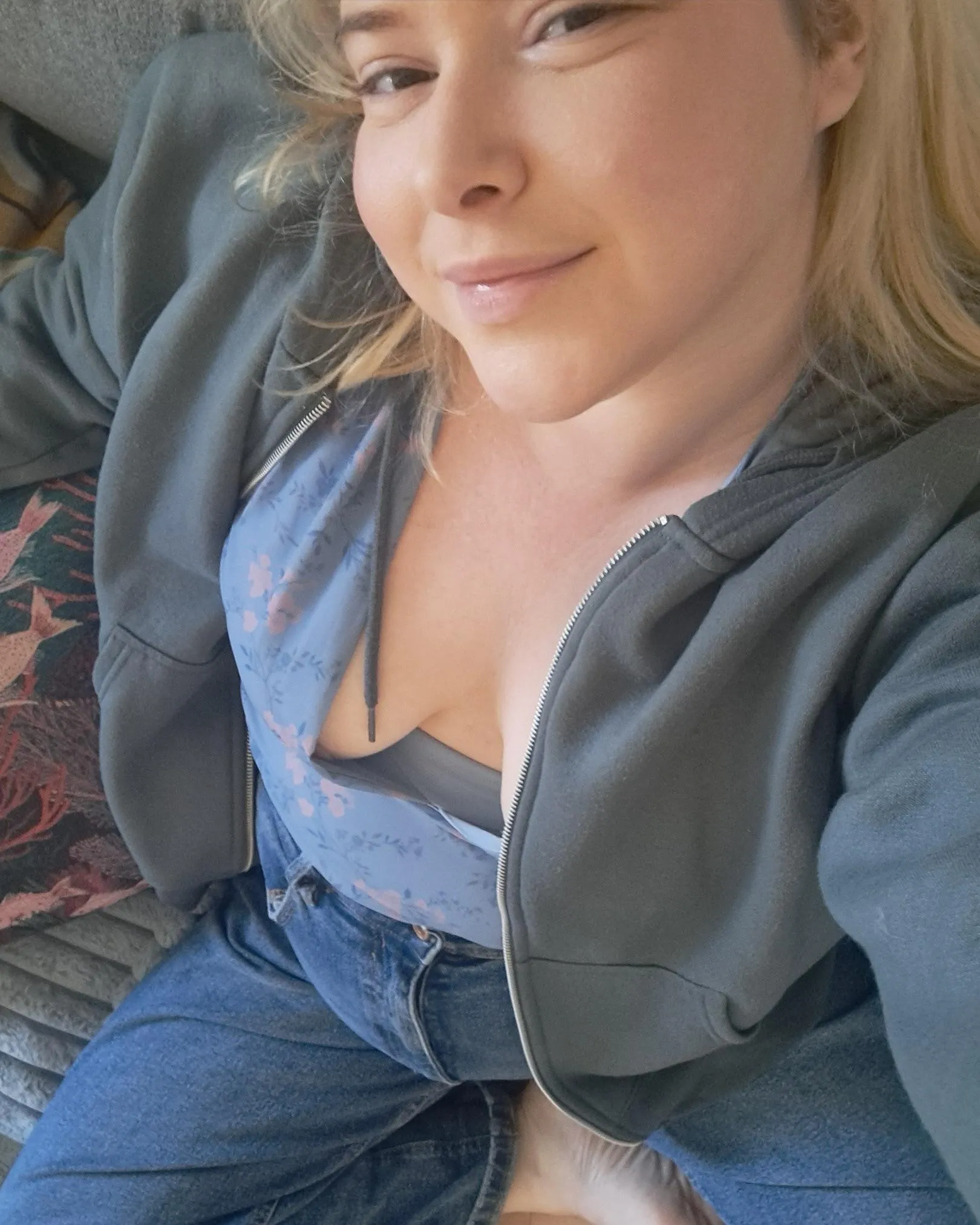 Blonde, curvy, and never afraid to show off…