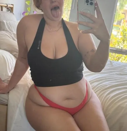 Do you like eating your breakfast in bed?