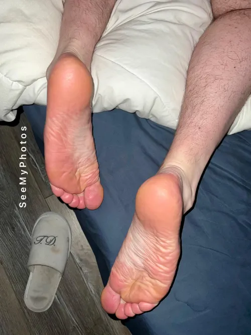 Goodnight foot lovers