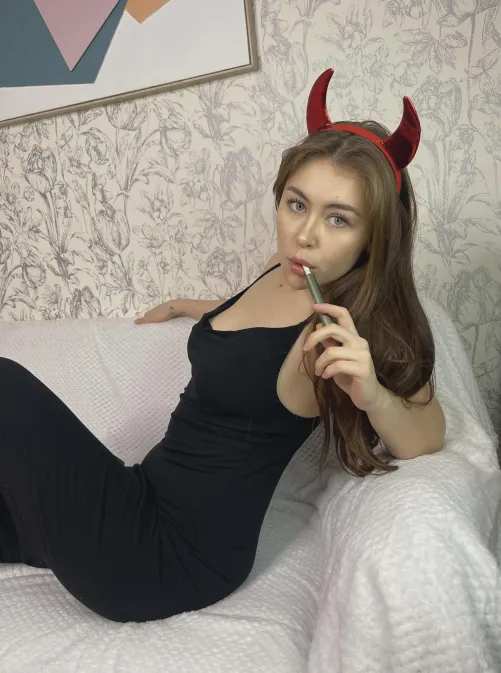 happiest when im smoking !