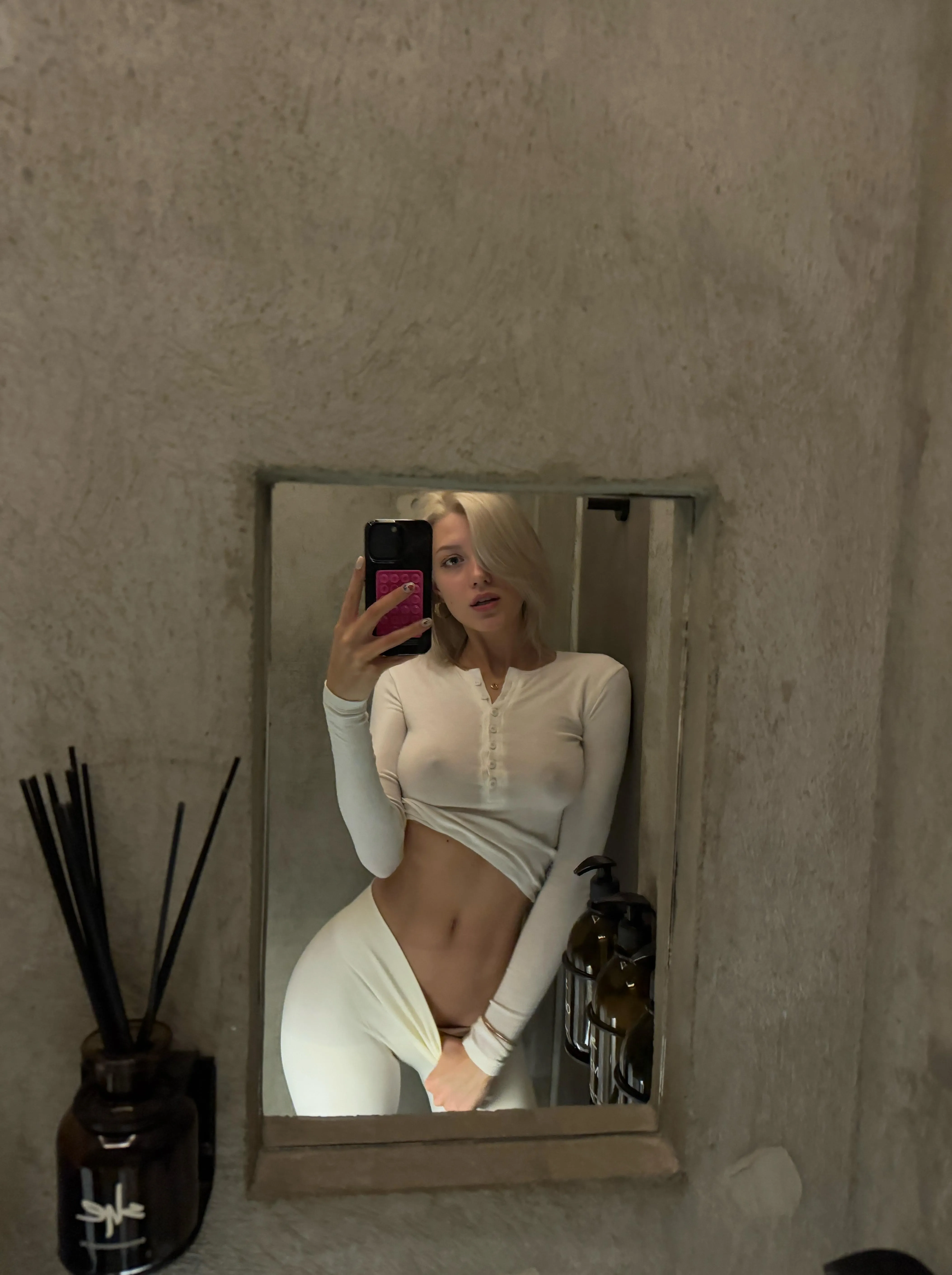 I wanna feel your load on my body