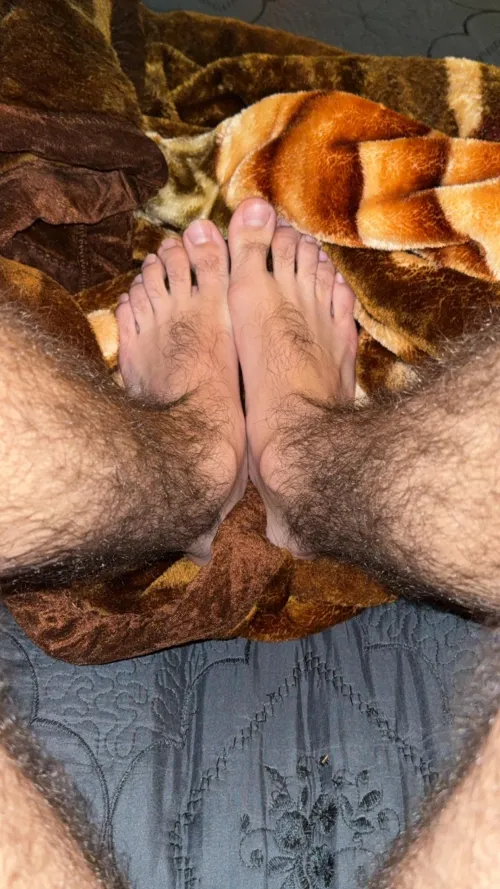 Just some hairy size 11 feet