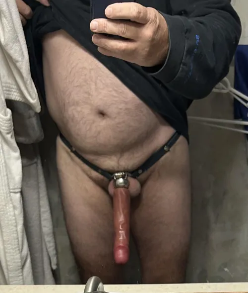 Looking for a couple that’ll let me use my chastidick on