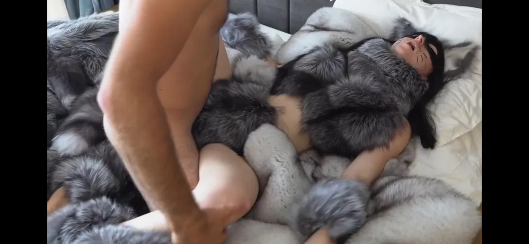 Looking For a Fur Phone/Video Call (M)