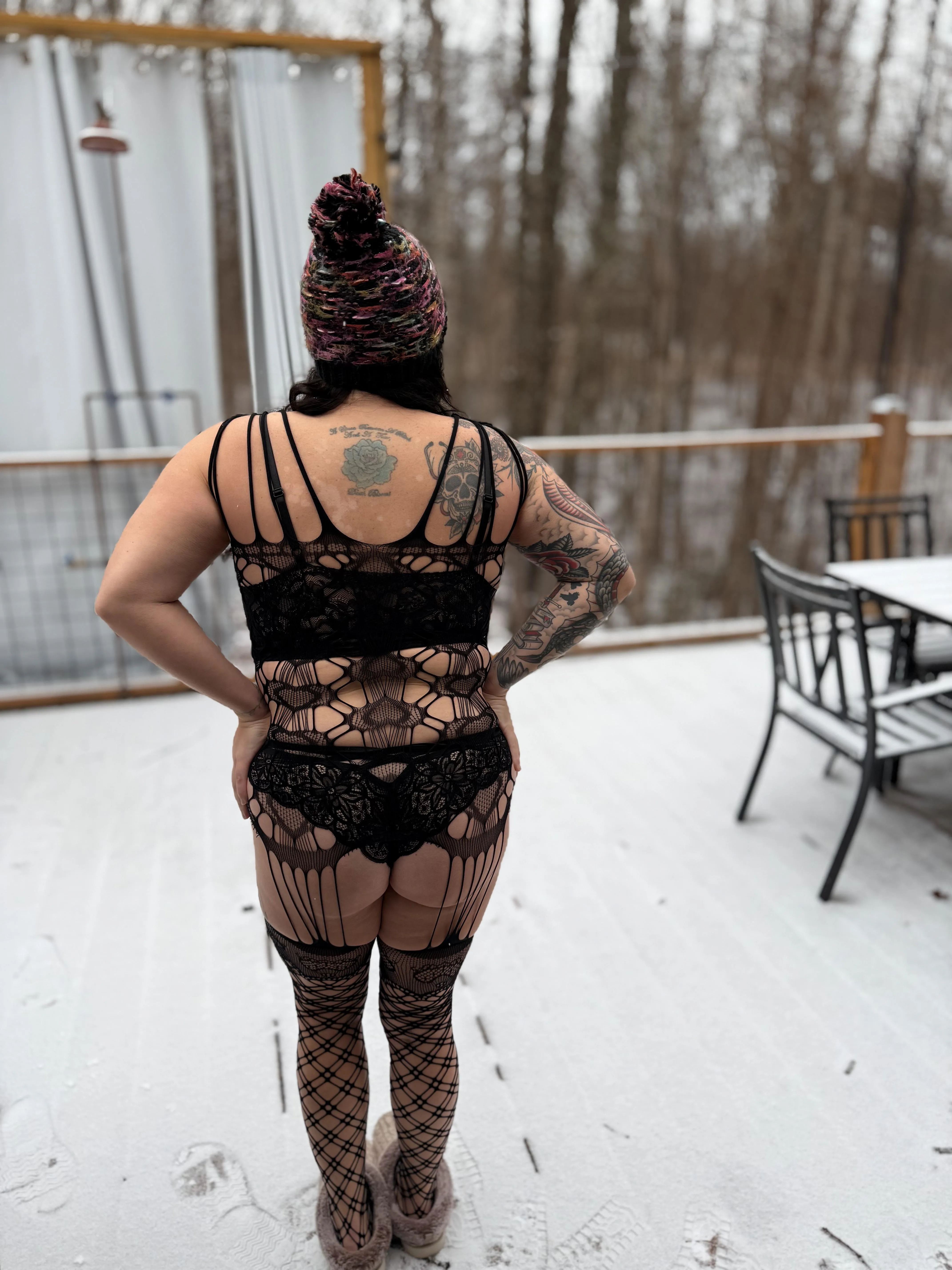 Maybe the next snow we get I can fuck in the snow