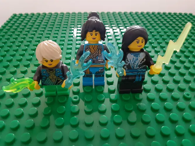 NYA AND HER TWO DAUGHTERS