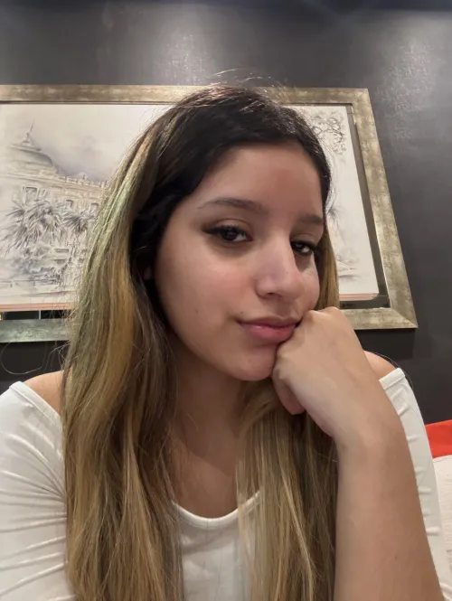 With a face like this...I also have nice tits! Check comments for free OF