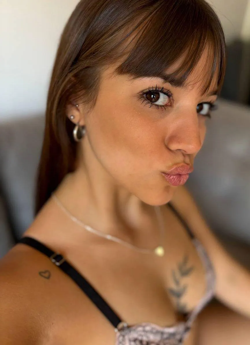 Would my face look better with your cum on it?