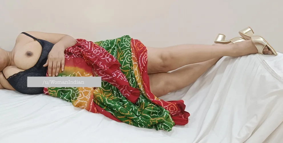 Your neighbour MILF aunty needs help with her saree. Will you? 49[F]