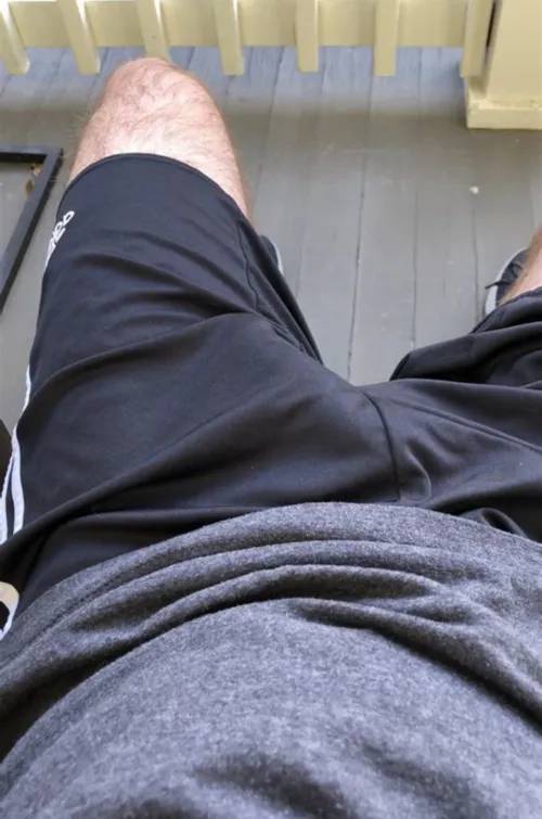 25 Bi Craving sensual deepthroat