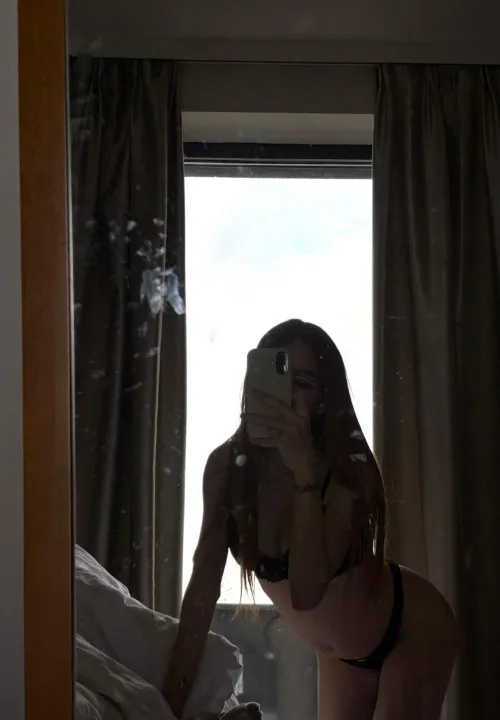 Can a preggy mom like me still make your dick hard?