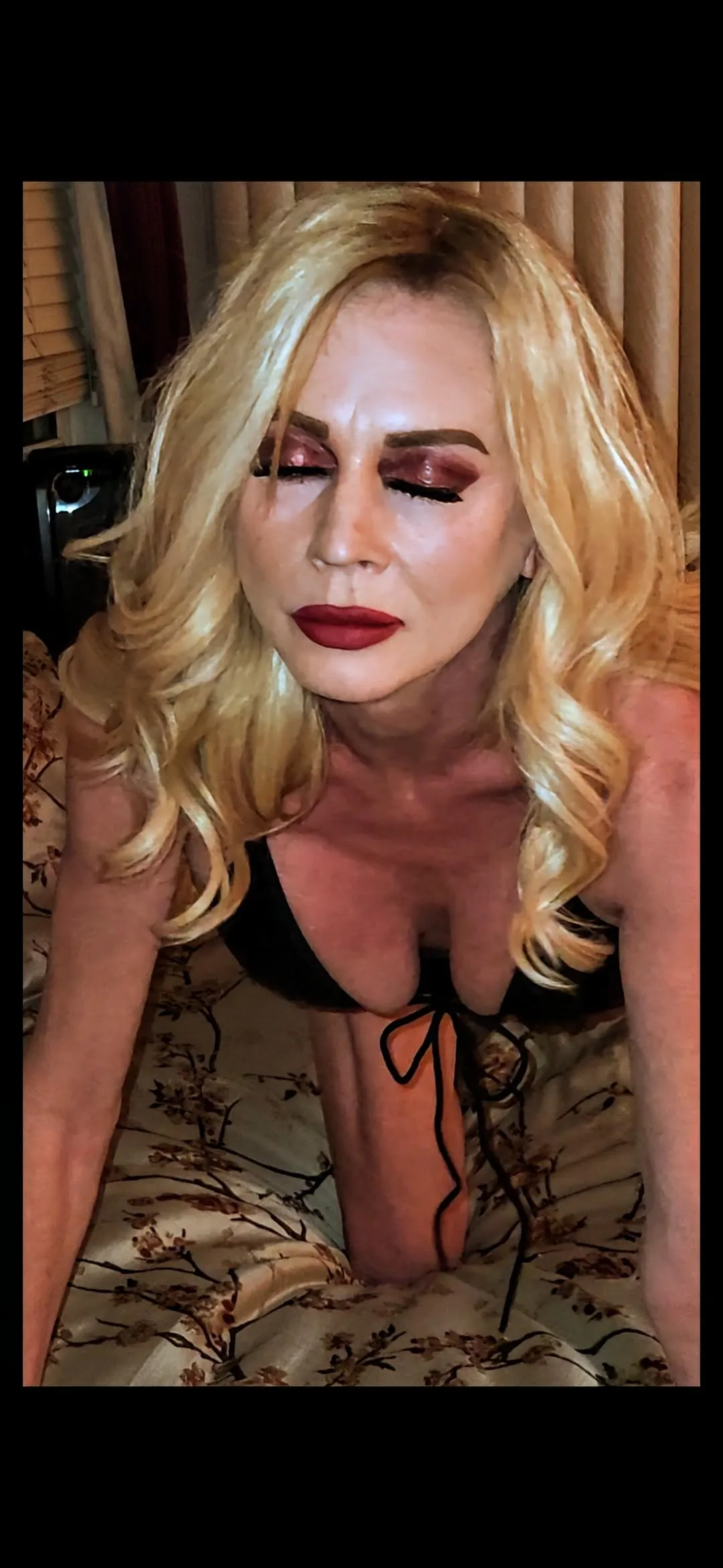 It is Valentine's week don't forget me on Friday