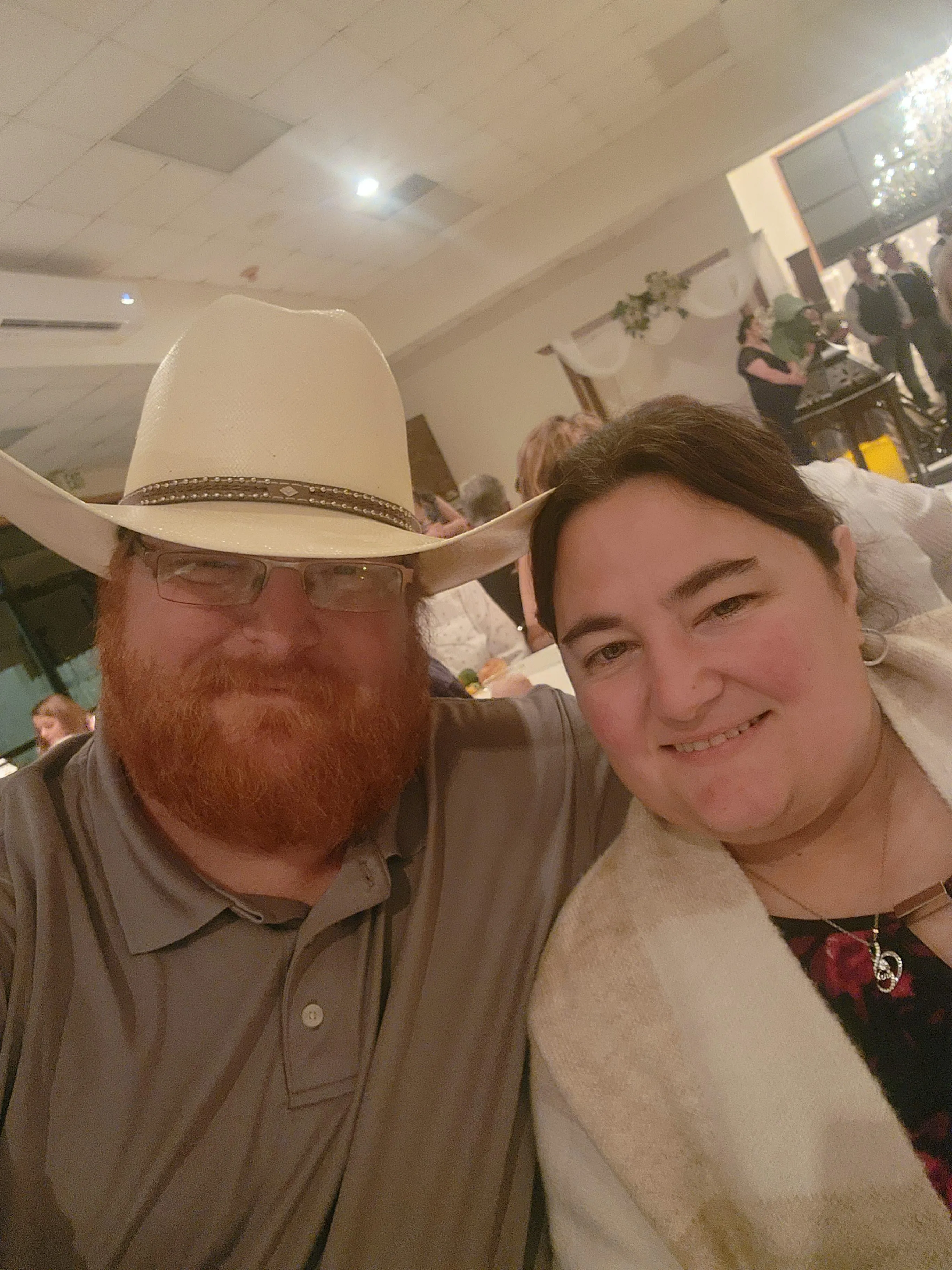 MF4F looking for a 3rd to play with the wife.