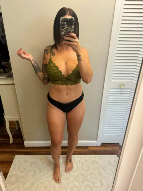 showing off the mombod
