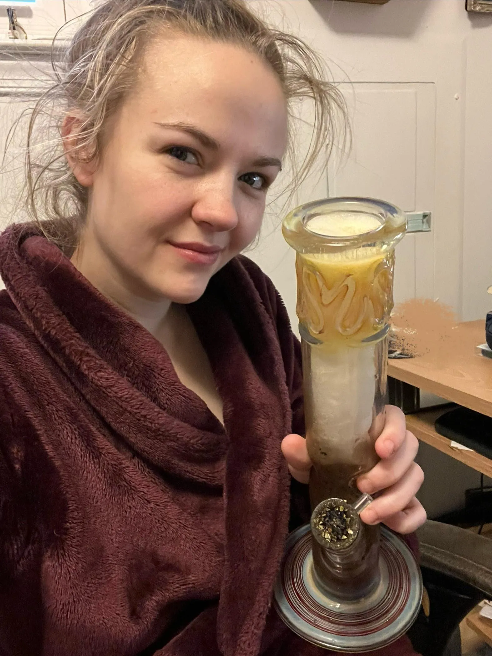 Snow filled bong rips to start the day!