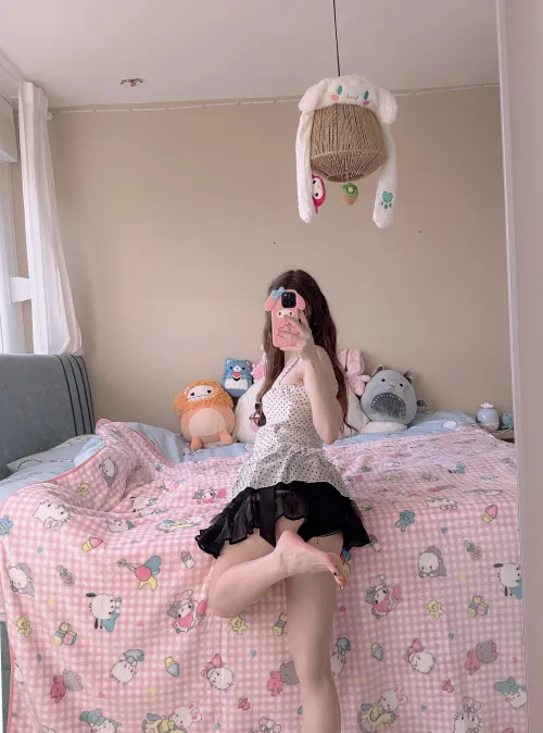 You can't handle my bad girl vibes but I know you will try