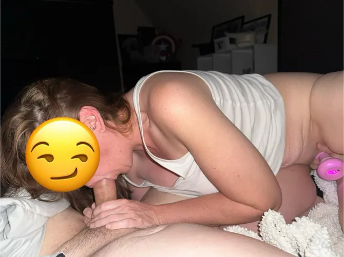 [48/43][mf4f][Discovery Bay, Califonia] experienced couple looking for a woman. Read our description. No males.